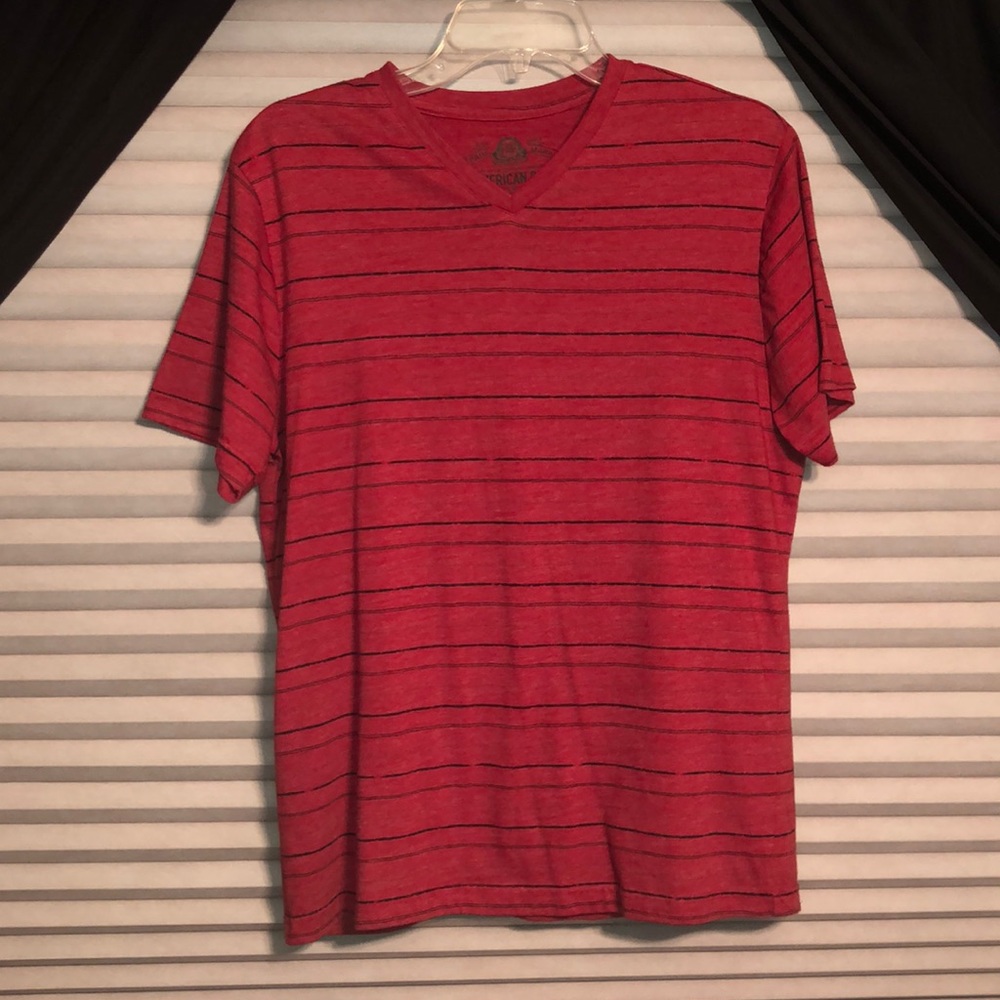 “American Rag” V-neck T-shirt